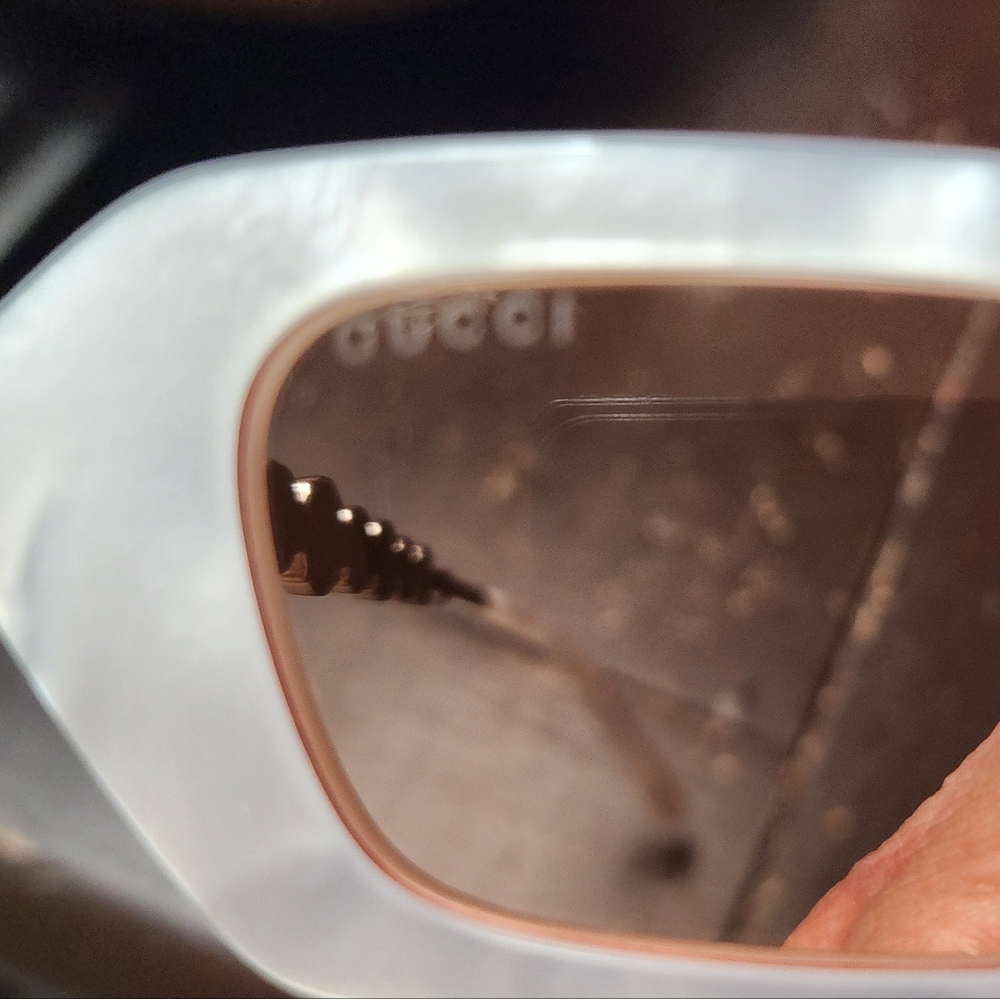 Gucci Style #GG0642S Mother Of Pearl Style Sunglasses Silver Gemstone Frame $565 - Picture 14 of 14
